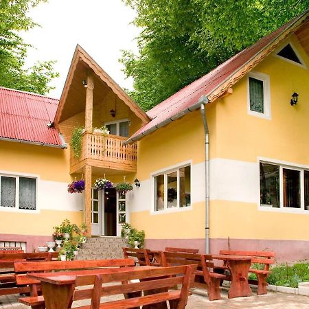 Perla Balvanyos Gyoengye Exterior photo